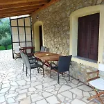 Villalas - Traditional Stone House In Of Mani * バティ