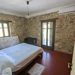 Villalas - Traditional Stone House In Of Mani * バティ